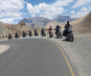 6 Days Leh Ladakh Bike Tour Package