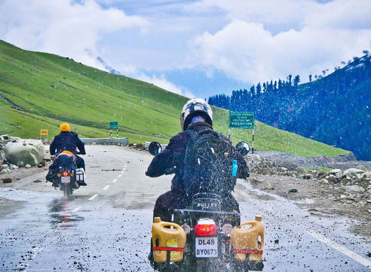 bike trip in Ladakh