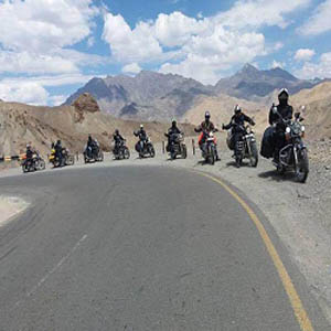 Plan an Enthralling Leh-Ladakh Holiday Trip by Road