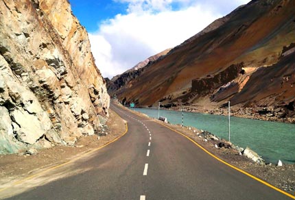 Make the most of Leh to Srinagar trip with 10 days Itinerary