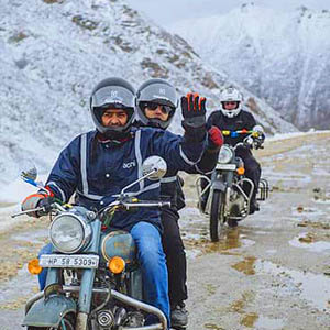 leh ladakh bike trip cost